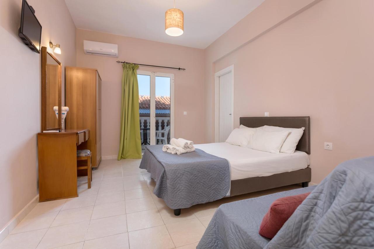 Mare Blu Studios & Suites 拉加纳斯 外观 照片